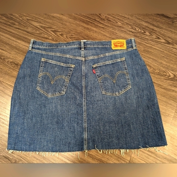 Levi's high rise denim Mini skirt, With stars, Sz 18W New With Tags - Picture 5 of 14